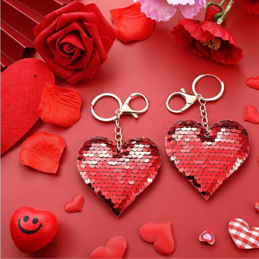 (4) Reversible Sequin Heart
Keychains Bundle NWT - image 4